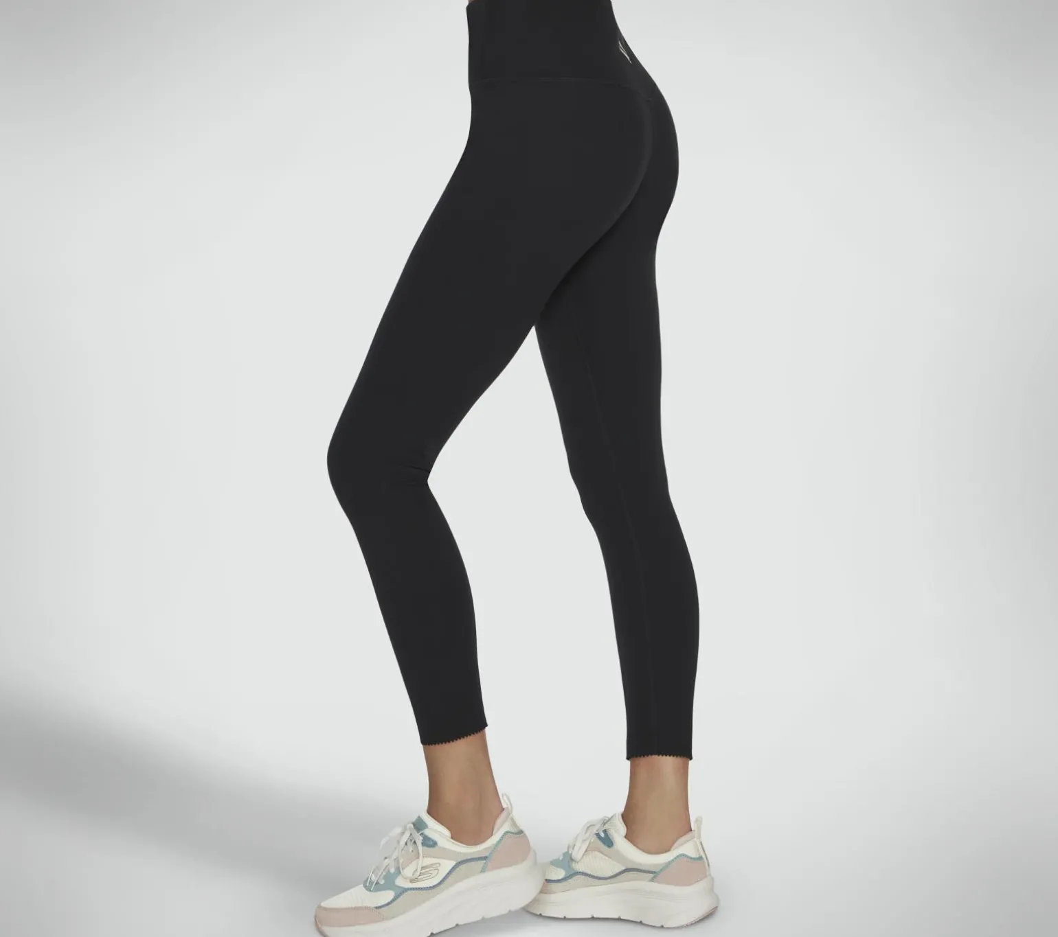 GO SCULPT Scalloped HW Legging