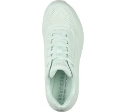 Uno - Frosty Kicks